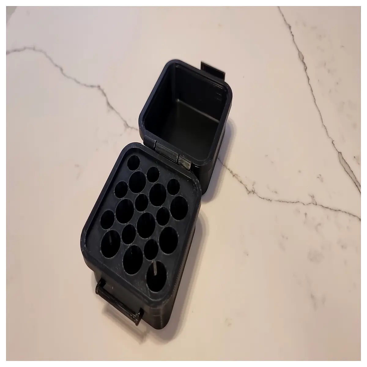 universal battery holder case for 18 cells aa aaa d c size snap together modular box with cover