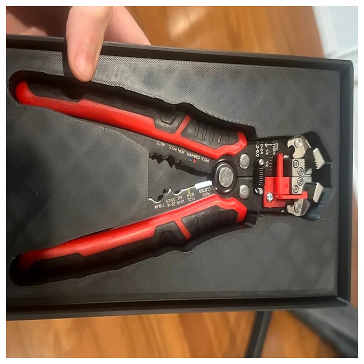 Gridfinity Germany Cable Stripper 3774SCH01A Wire Management Tool Electronics Repair Parts Cable Prep Accessory