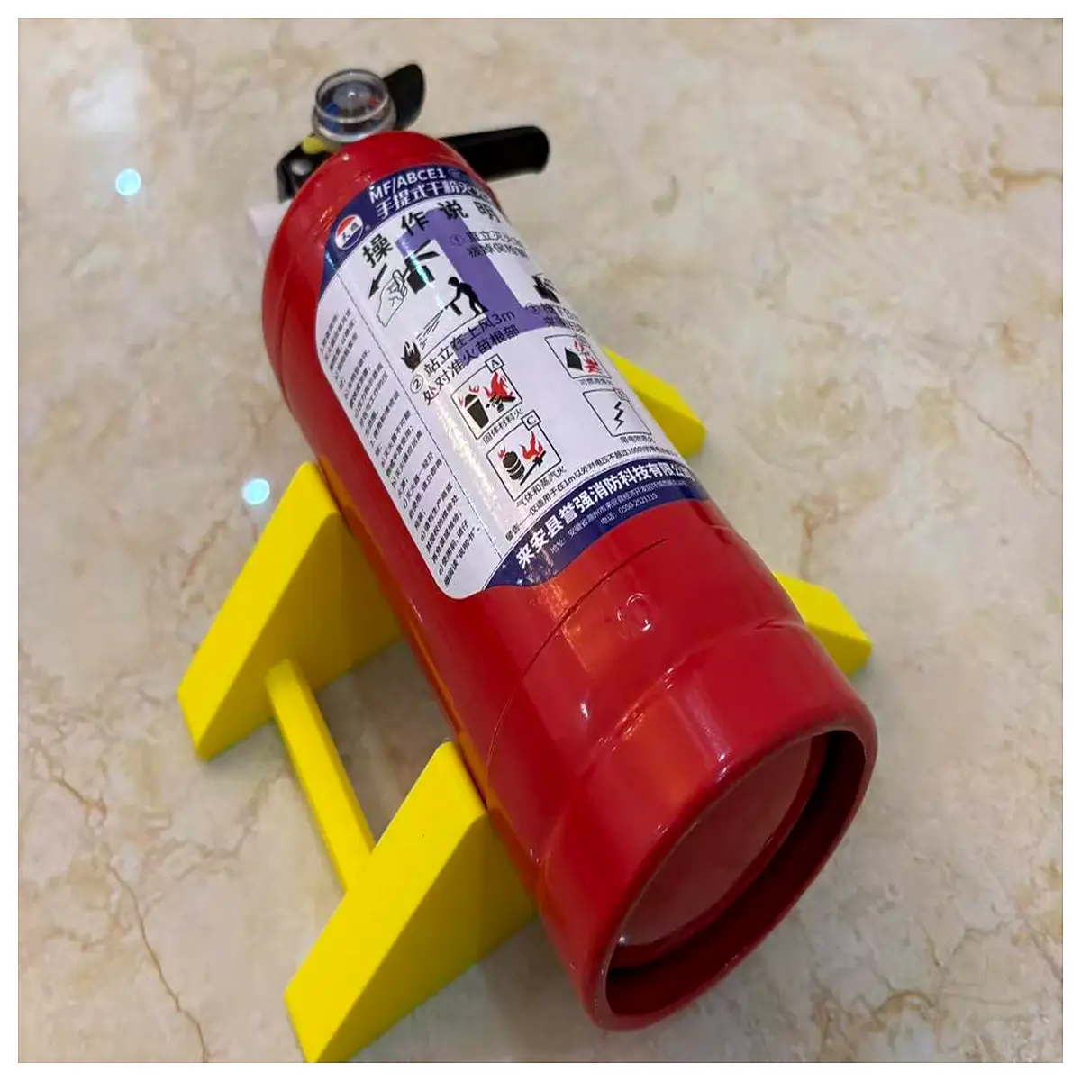Car Fire Extinguisher Mount 1KG Fire Extinguisher Bracket Auto Emergency Safety Accessory Fire Safety Supplies