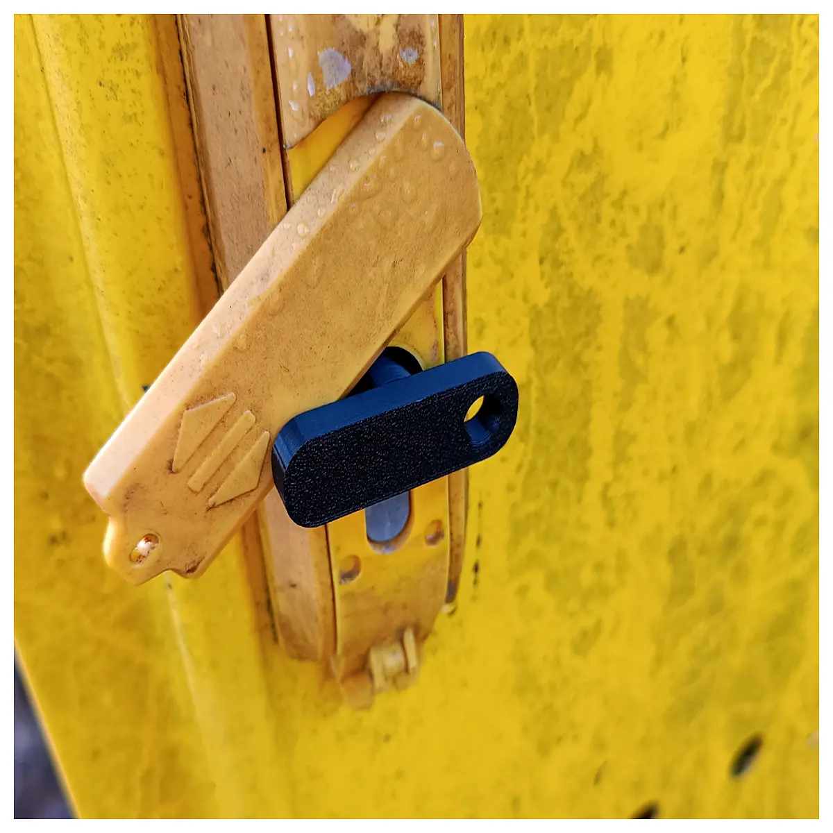 universal cabinet key triangle lock tool for electrical panels and server racks