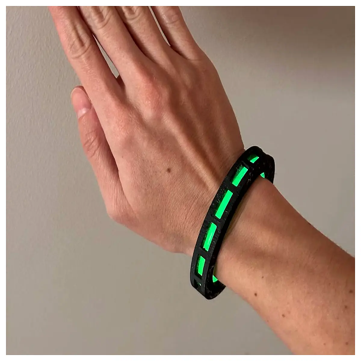 Glow Stick Bracelet Bright Fluorescent Wristband Party Decoration Festival Gift Glow Accessory Ring