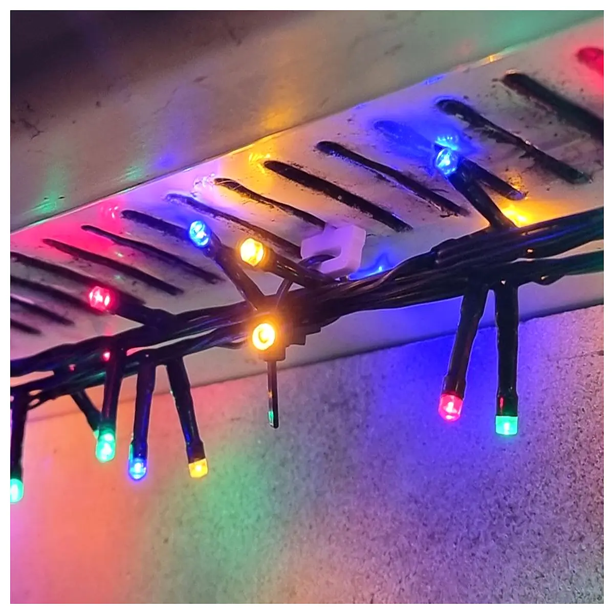 icicle lights clips for vented soffit fascia gutter guard roof edge eaves holiday decoration holder
