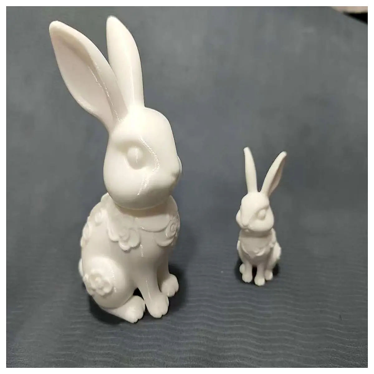 Guanghan Gong Rabbit Figurine Fairy Tale Decoration Wonderland Miniature Anime Accessory Cute Cartoon Toy Ice Decor Winter Theme Gift