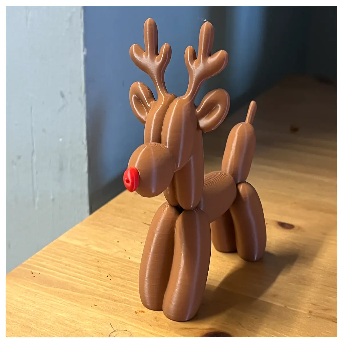Reindeer Balloon Dog Toy Cute Deer Pattern Balloon Decoration for Dogs Playtime Birthday Gift Kids Toy