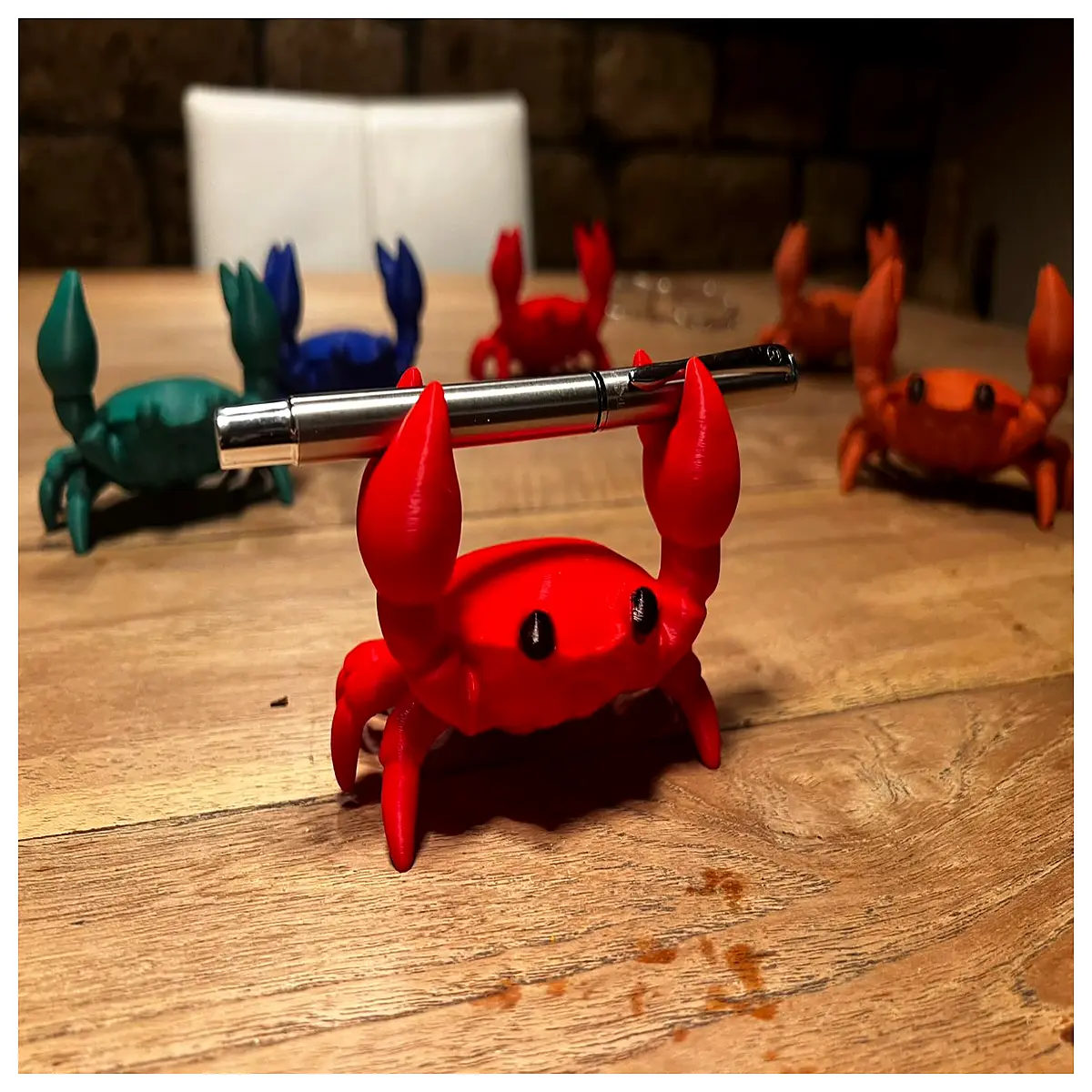 Crab Pen Holder Desktop Organizer Creative Stationery Crab Design Desk Decor Gift Idea