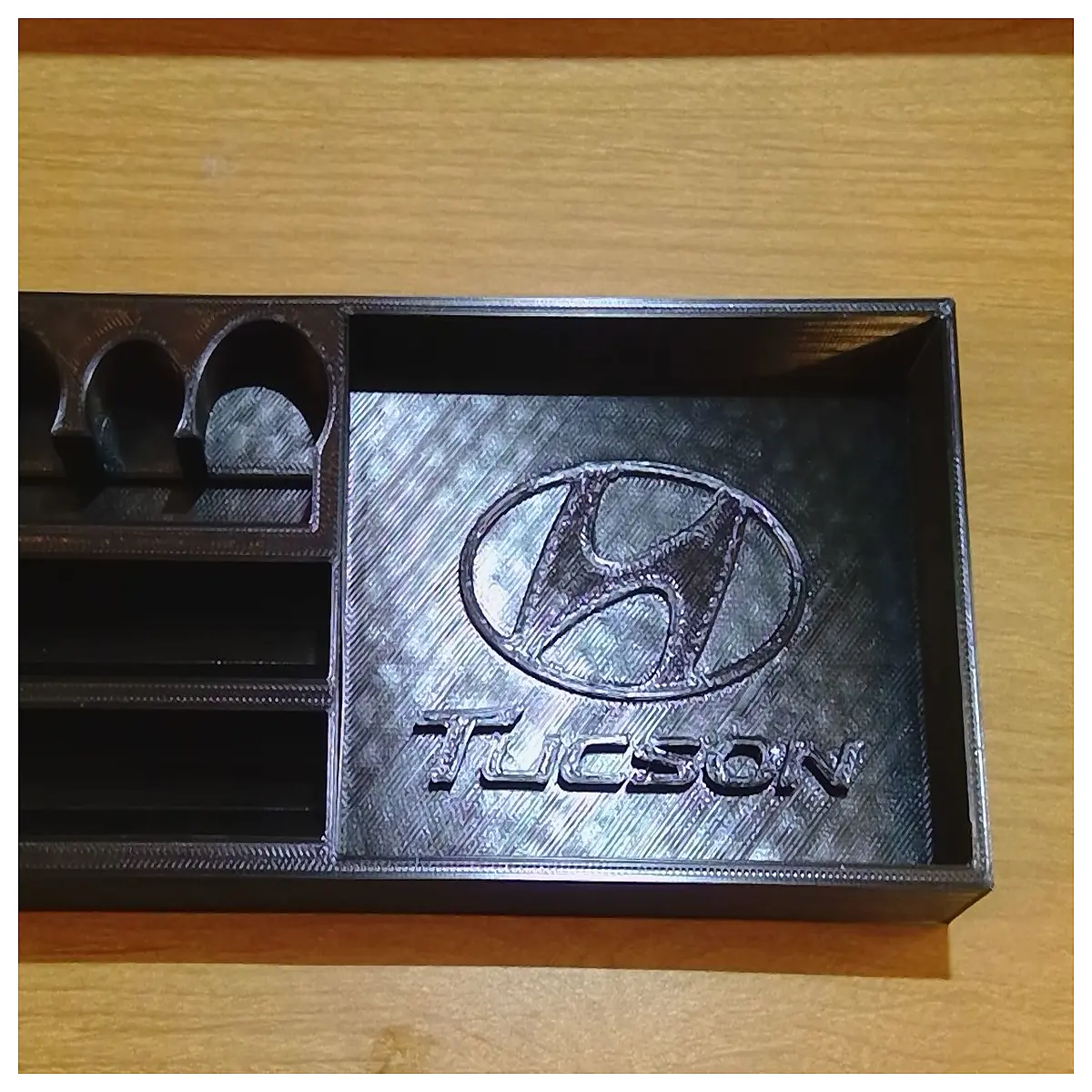Modern X5 SUV Center Console Organizer Phone Holder Coin Tray Storage Box Auto Parts
