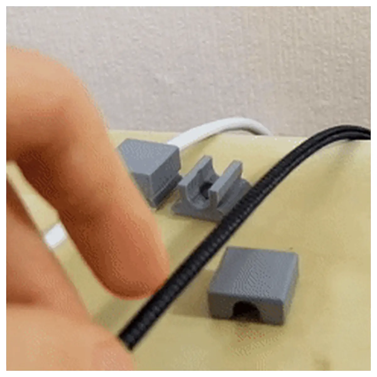 Desktop Cable Clips Cable Management Organizer Computer Cable Holders Cord Wraps Cable Ties Cable Protection Accessories