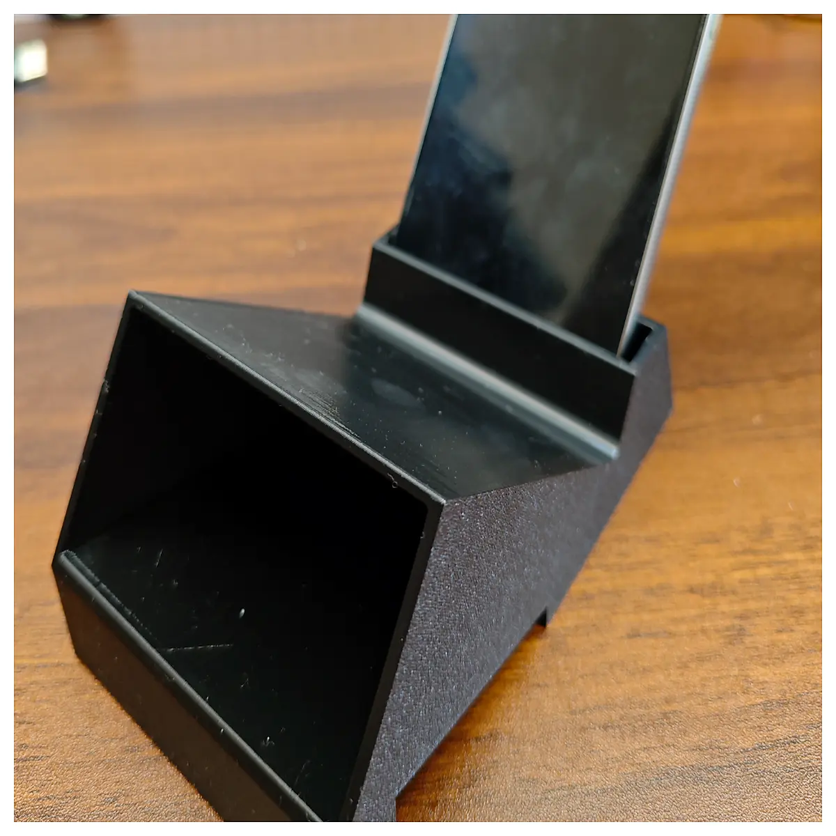 Phone Speaker Stand Phone Volume Booster Phone Accessories Phone Stabilization Bracket Phone Volume Amplifier Phone Support