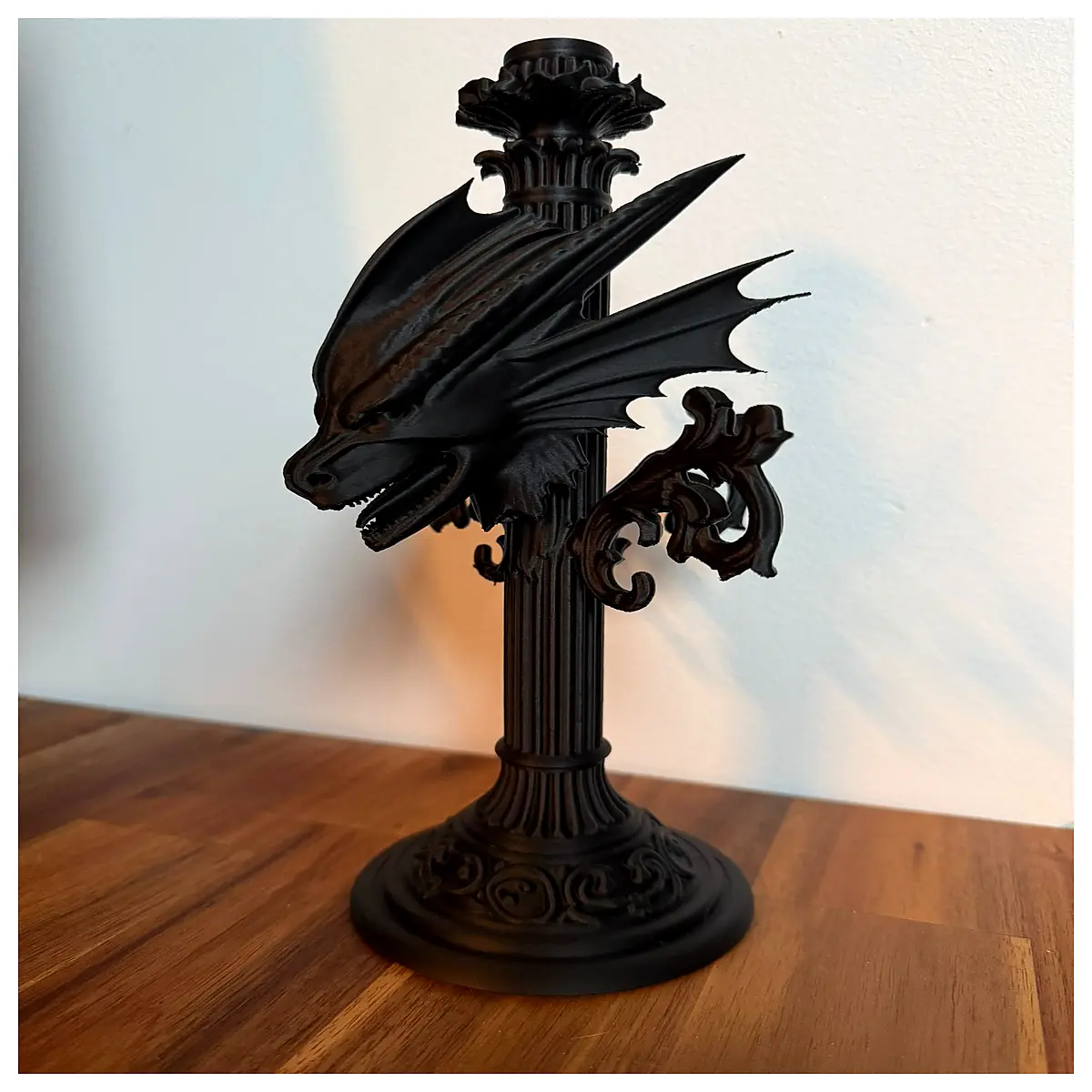 Gothic Leviathan Candlestick Victorian Style European Decor Ornament Candle Accessory Elegant Retro Home Decoration