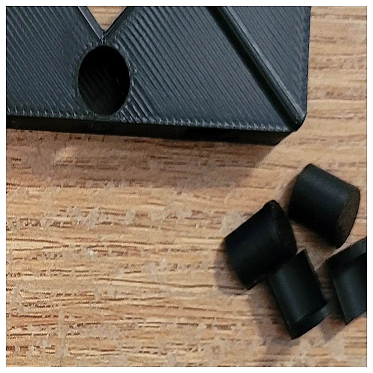 Deathxtiles Magnetic Plug Phone Stand Desktop Holder Magnetic Adhesion Phone Accessory Magnetic Plug