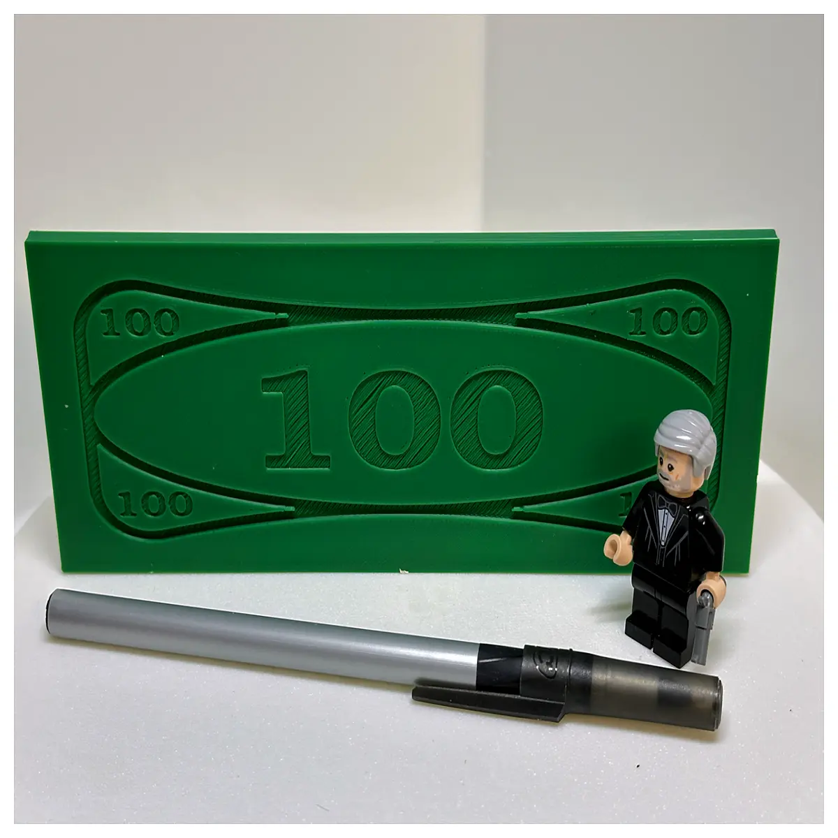 Brick 100 USD Bill Model Realistic Collectible Desktop Display Coin Display Figure