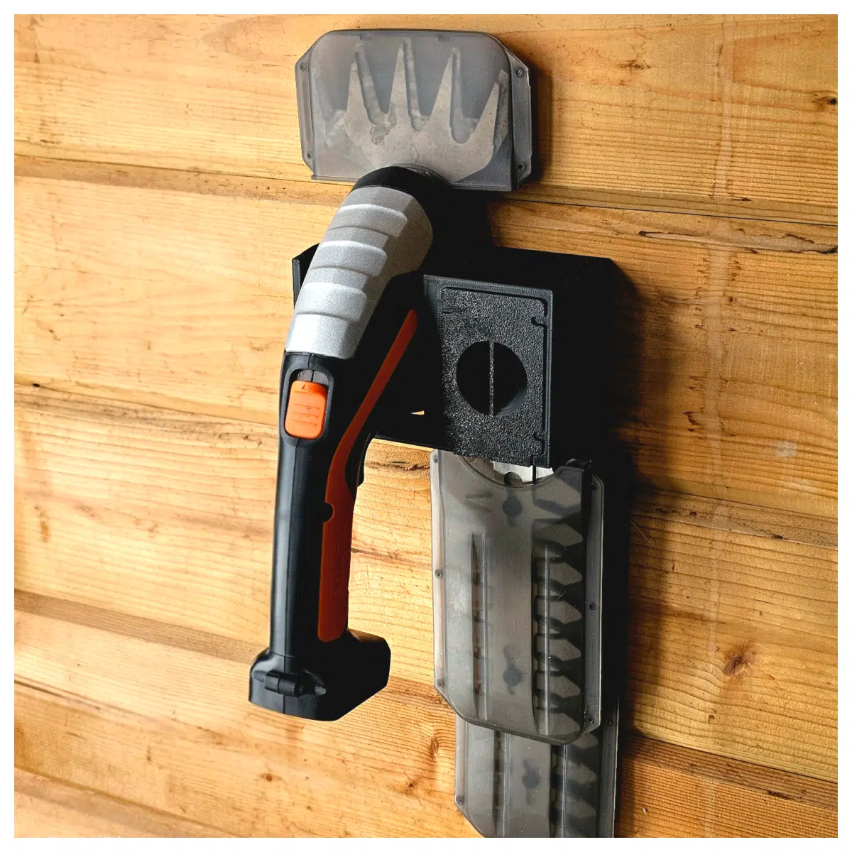 Worx WG801e Wall Mount Wireless Radio Tool Accessory Outdoor Work Construction Site Device Communication