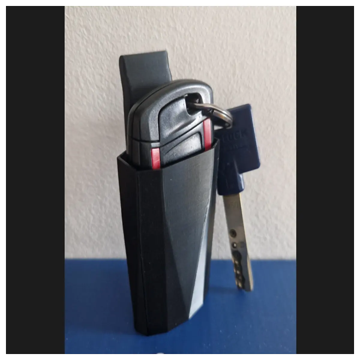 F30 Key Holder Car Interior Accessories Driver Gadget Key Chain Auto Decoration F30 Parts Accessory