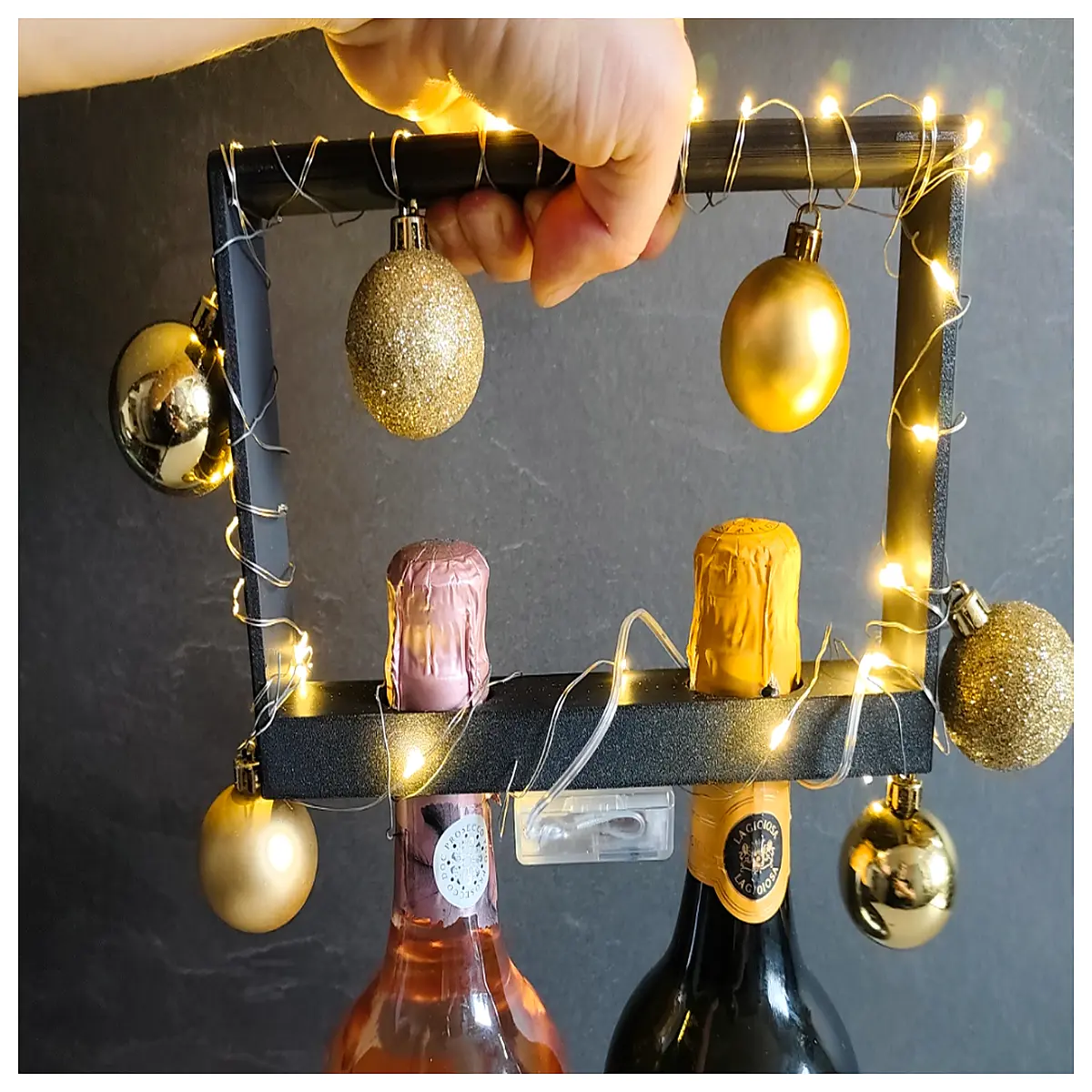 champagne bottle handle gift box packaging with ribbon for wedding favors holiday party supplies elegant presentation