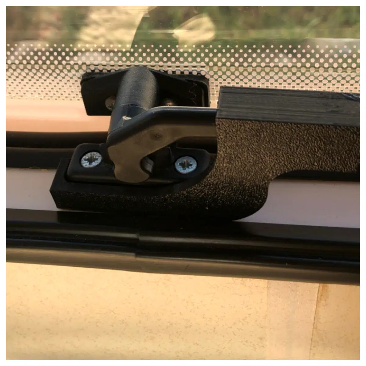 RV Window Lock Hardware for Hobby U450 Window Locks RV Accessory Window Security Lock Replacement