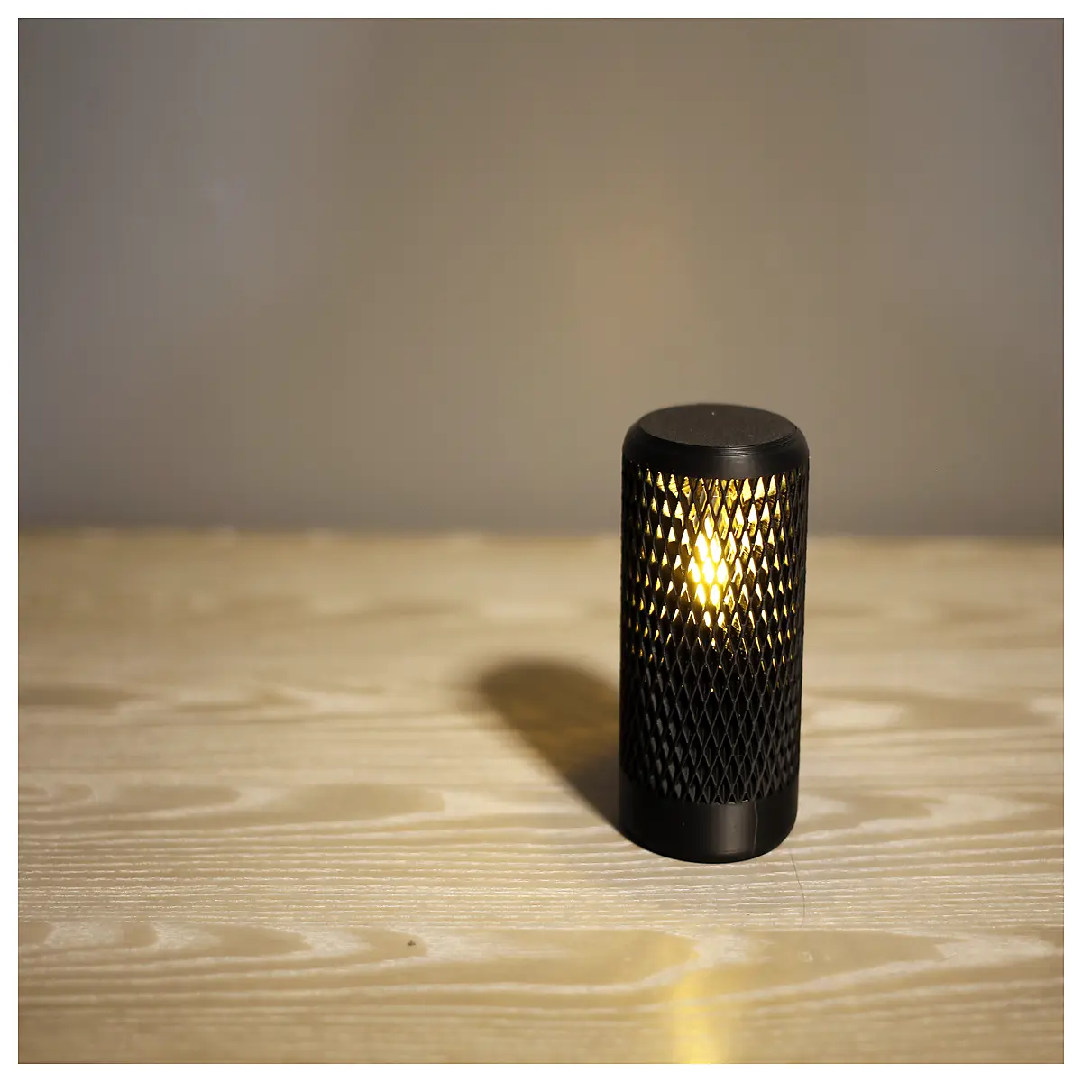 homepod rechargeable tea candle flameless battery operated nightlight for bedroom decor ambiance