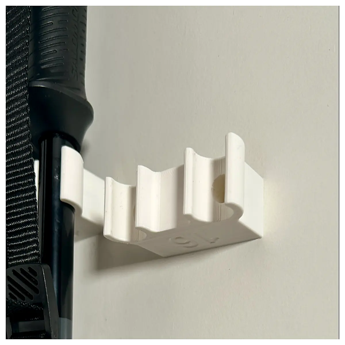 Ski Pole Hanger Hook Wall Mount Locking Ski Stick Holder Outdoor Equipment Accessory