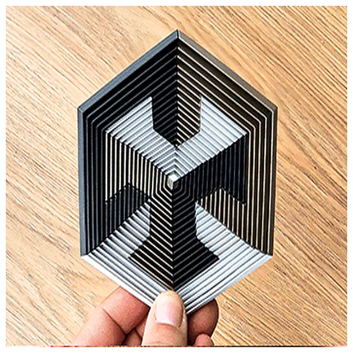 Hallucination Relief Toy Print Illusion Stress Relief Visual Deception Anxiety Buster Mental Relaxation Calming Toy