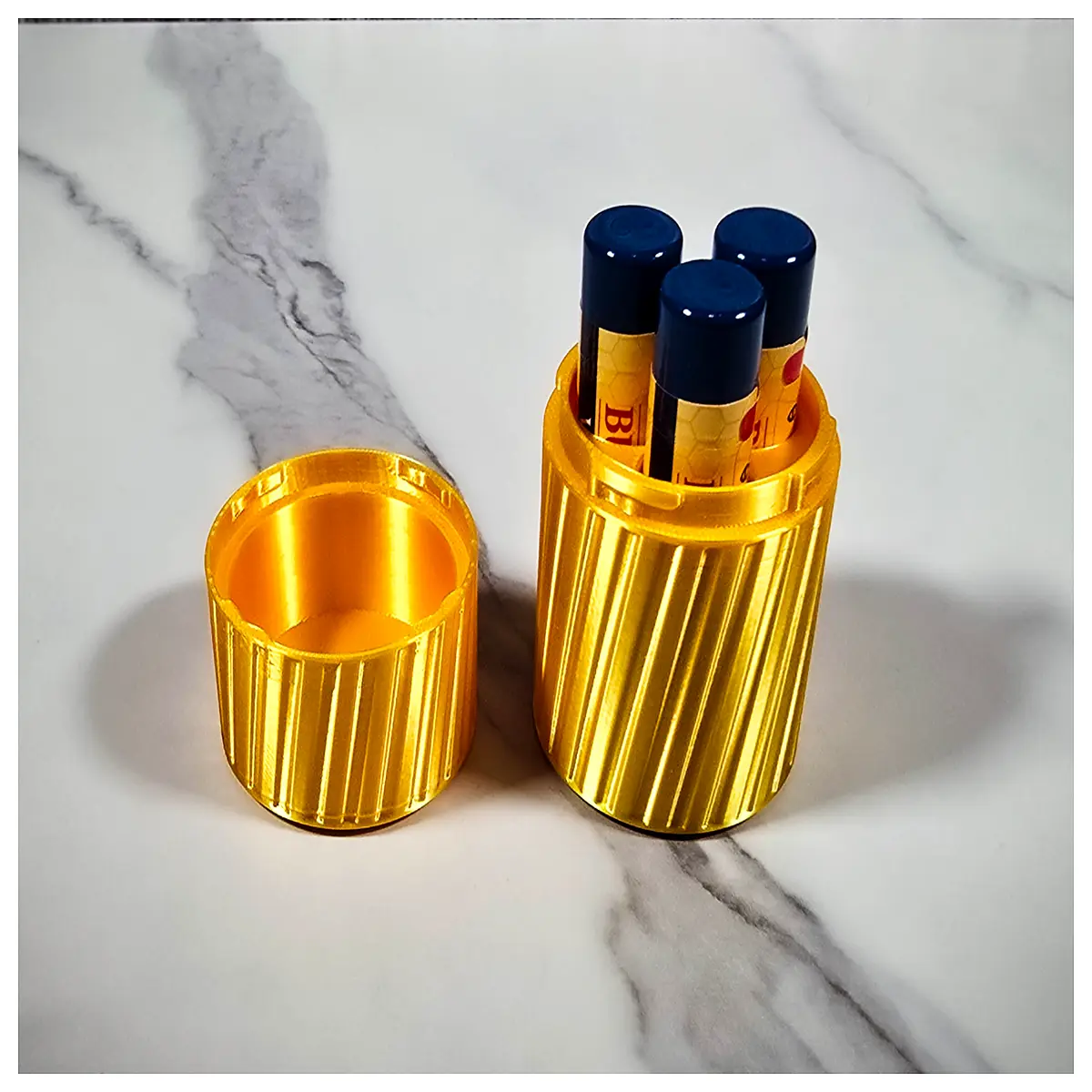 Lip Balm Holder 3 Compartment Twist Lock Case Lip Balm Organizer Container Lipstick Box Multi Function