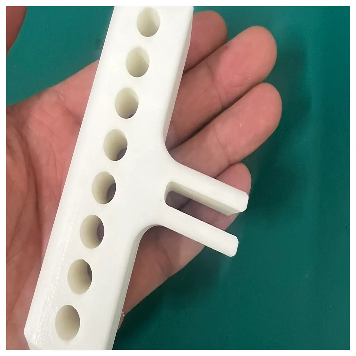 Hot Water Bag Lid Opener Easy Twist Tool Quickly Open Hot Water Bag Lids Seal Can Opener Fast Convenient