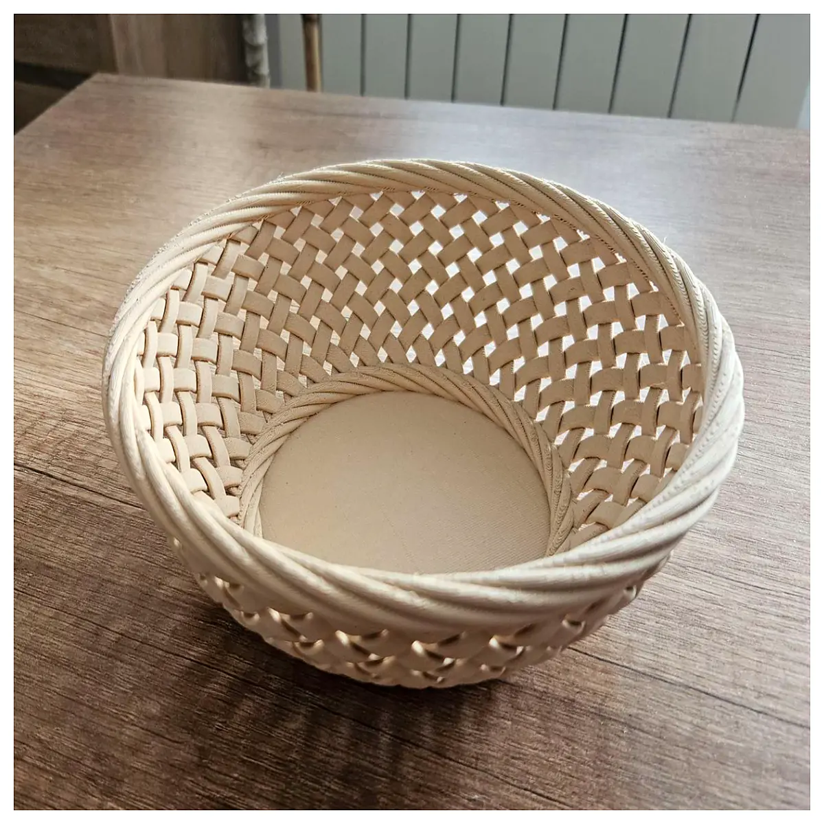 woven fruit bowl basket for kitchen counter rattan salad serving dish natural fiber table centerpiece decorative storage organizer