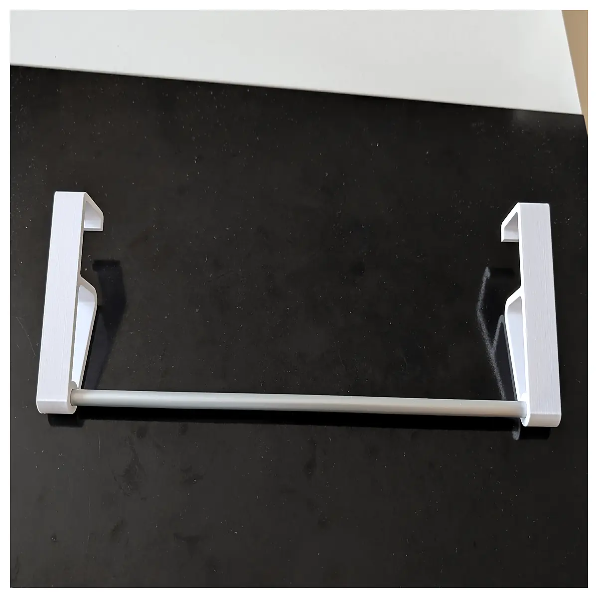 Roof Tent Ladder Hanging Towel Rack Car Trunk Outdoor Camping Accessory Quick Install Easy Setup