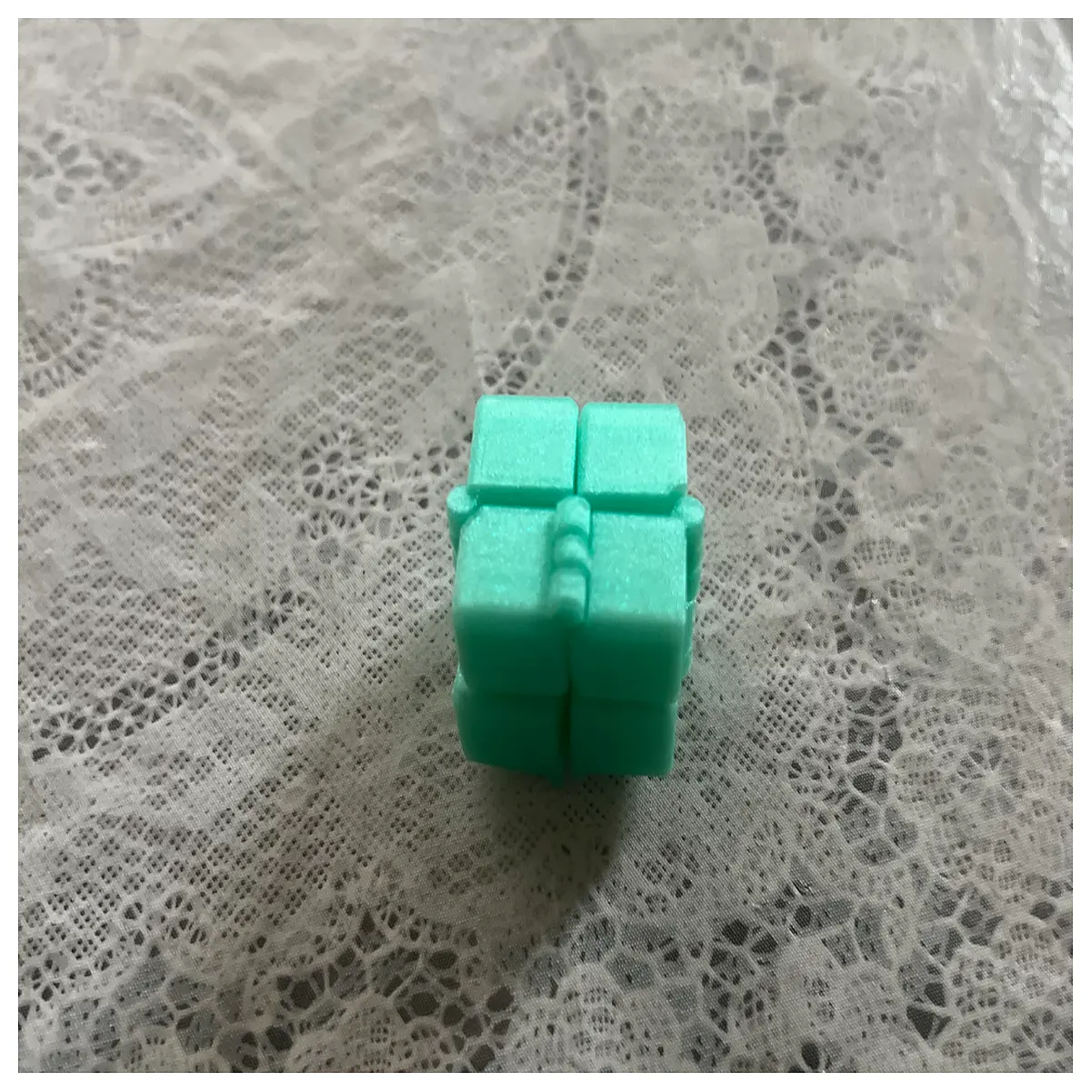 Fidget Cube Stress Relief Toy Anxiety Relief Brain Teaser Small Endless Loop Enhancement