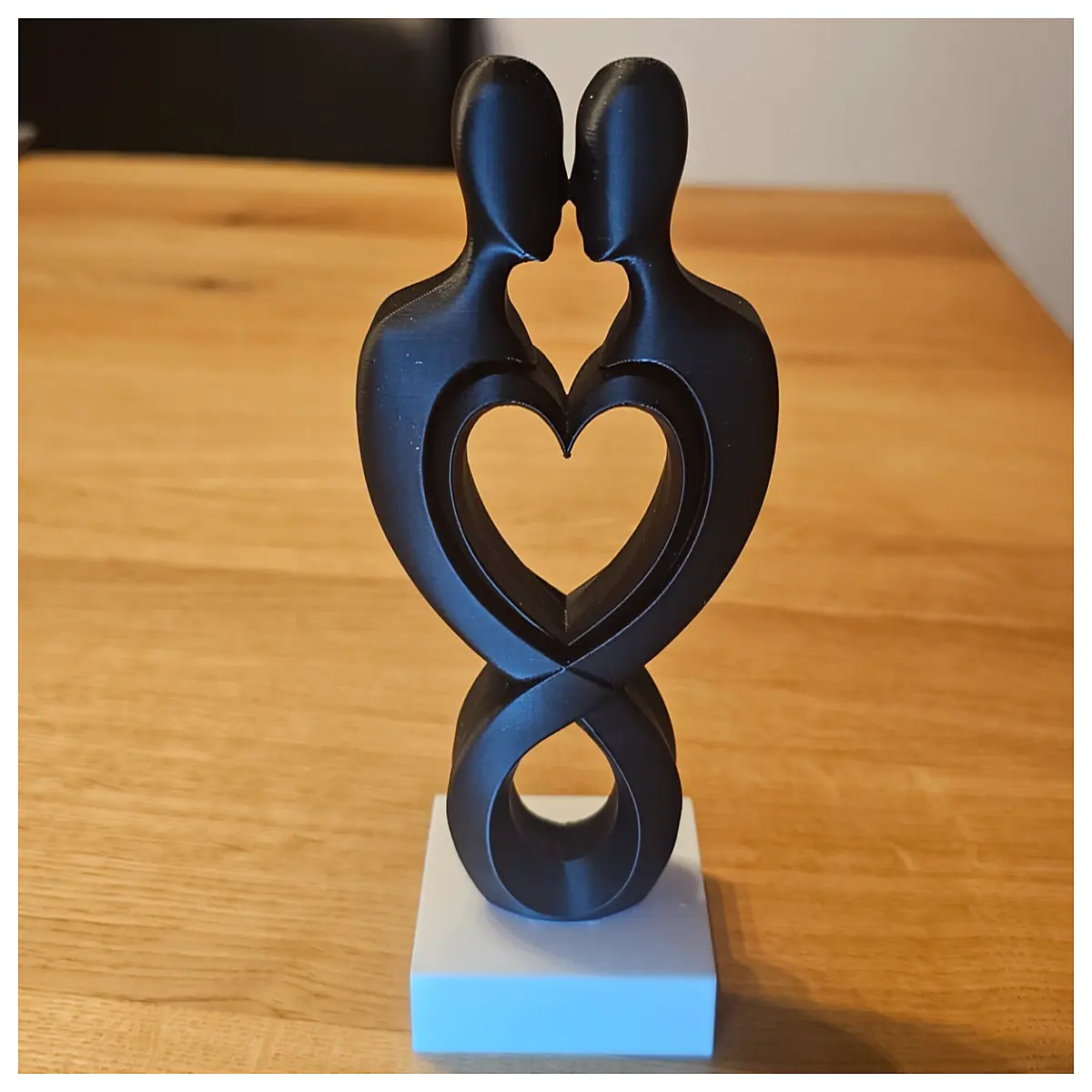Modern Art Sculpture Decoration Gift Romantic Sculpture Art Piece Girlfriend Boyfriend