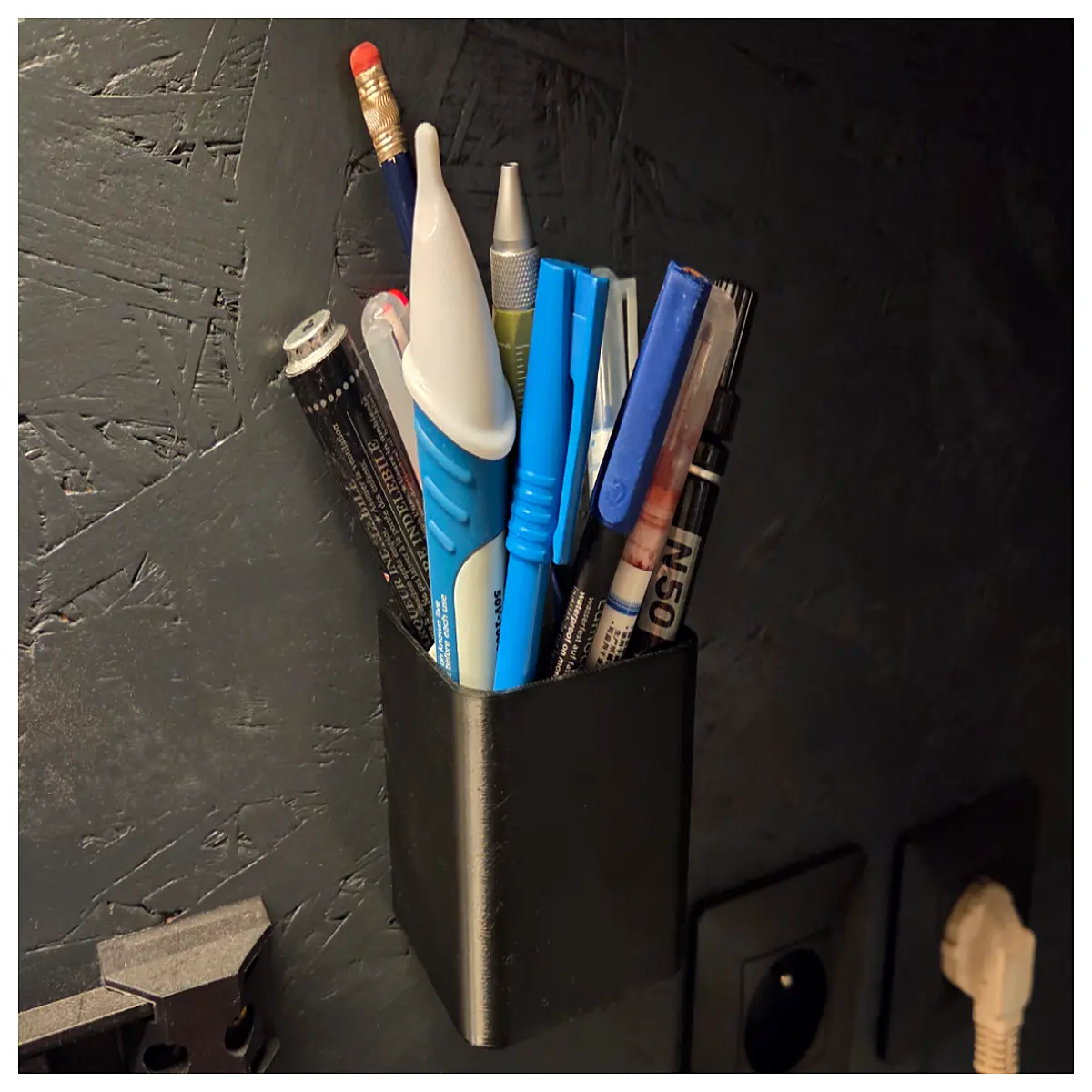 Pen Holder Organizer Ink Pen Storage Box Office School Supplies Pen Case Simple Design Multi Function Holder