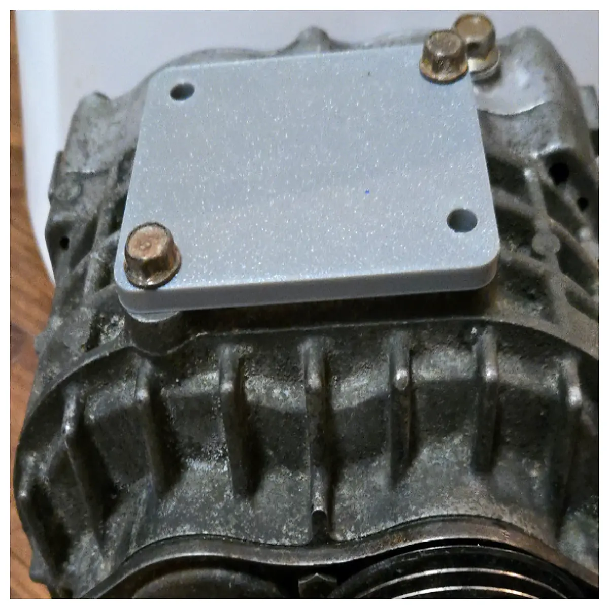 AMR500 Cover Replacement Engine Top Cover Motor Component Automotive Parts Engine Cover