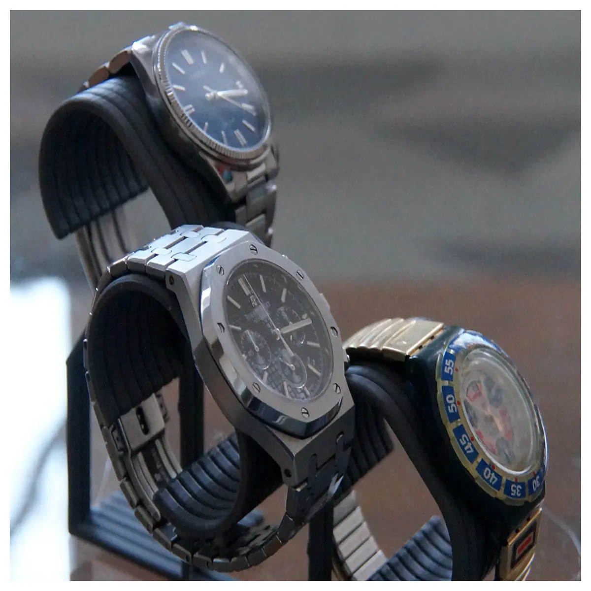 Triple Watch Stand Display Rack Wall Mounted Clock Display Case Watch Storage Solution Ideal for Collectors Enthusiasts