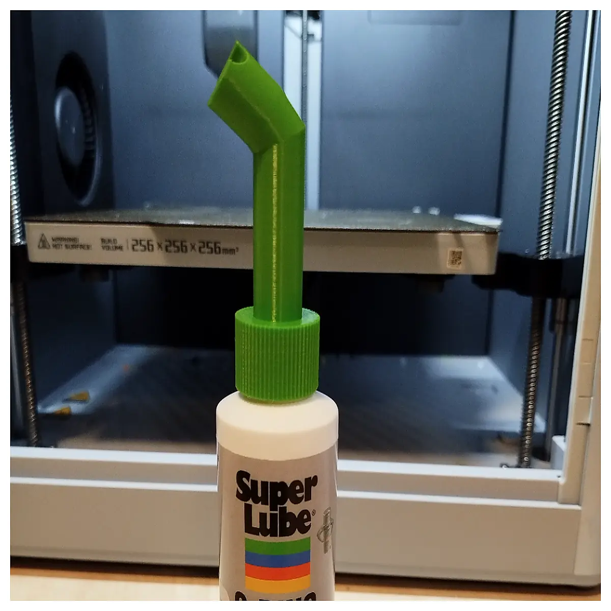 multi purpose silicone lubricant for squeaky hinges rubber seals and plastic parts
