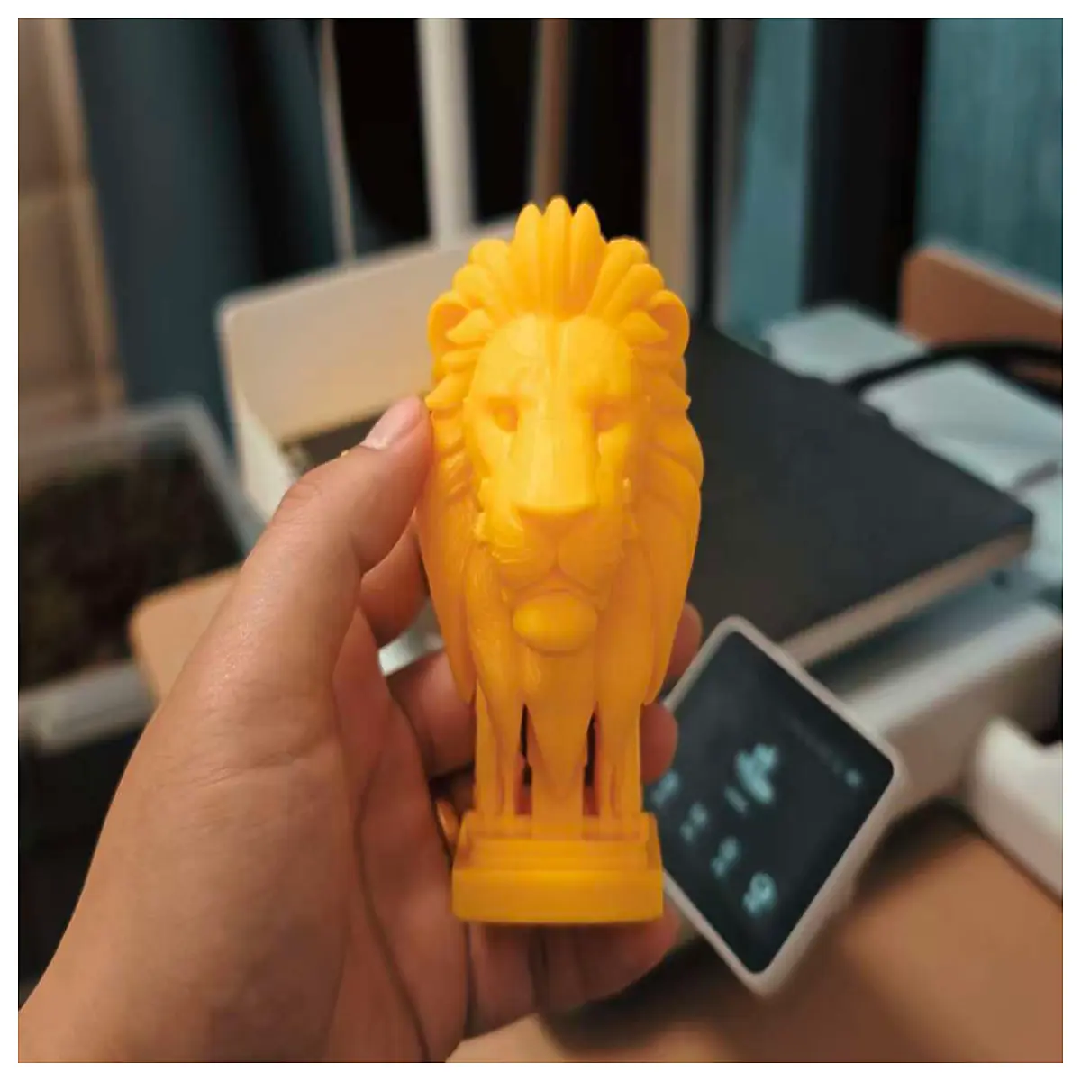 Mechanical Lion Head Figurine Decorative Animal Sculpture Creative Home Decor Lion Toy Ornament Art Piece