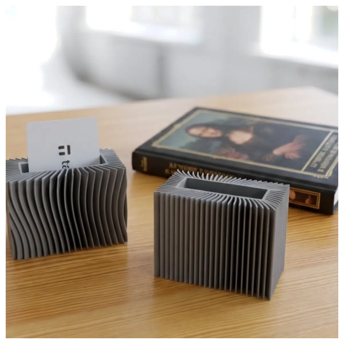 Geometric Business Card Holder Desk Display Stand Office Storage Shelf Modern Minimalist Holder Creative Card Display