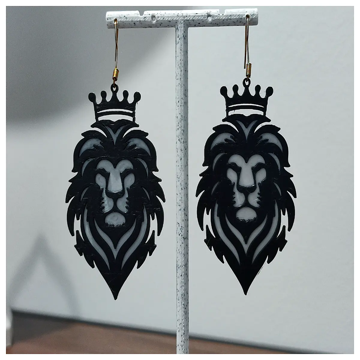 Black Earrings Women s Elegant Earring Glamorous Decoration Stud Earrings Party Gift Suitable for Dates