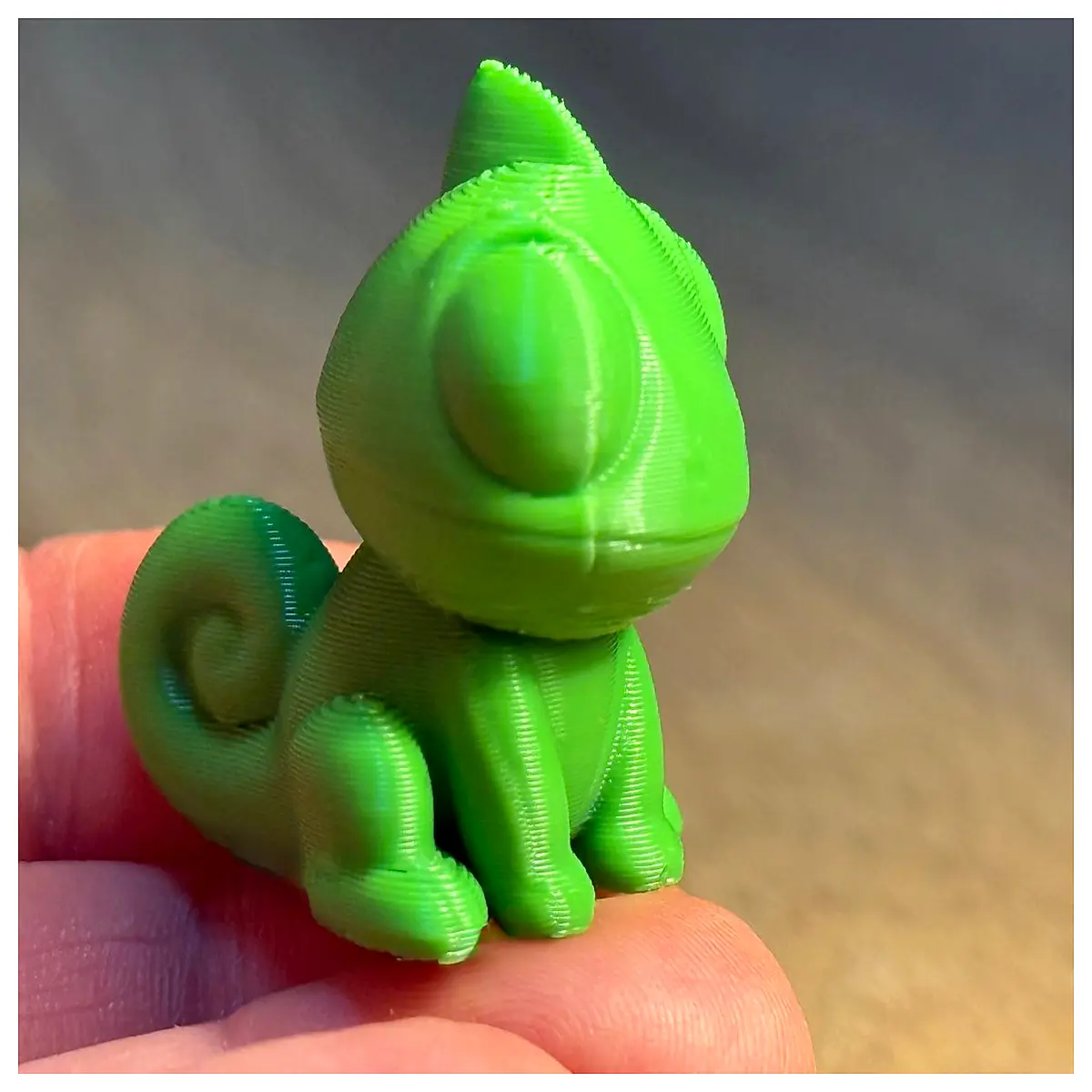 Mini Chameleon Toy Cute Small Dinosaur Model Collectible Kids Gift Desktop Decoration Fun Pet Chameleon Accessories