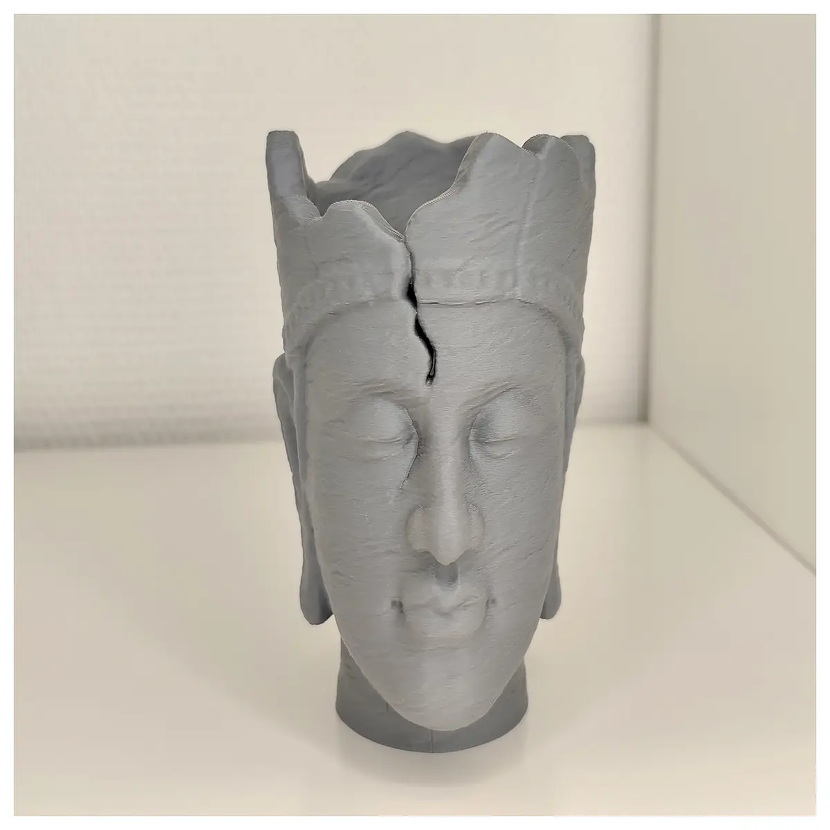 Aquarium Landscaping Decoration Cracked Head Flower Pot Fish Tank Landscape Accessories Cracked Decoration Sand Pot Fish Tank Supplies