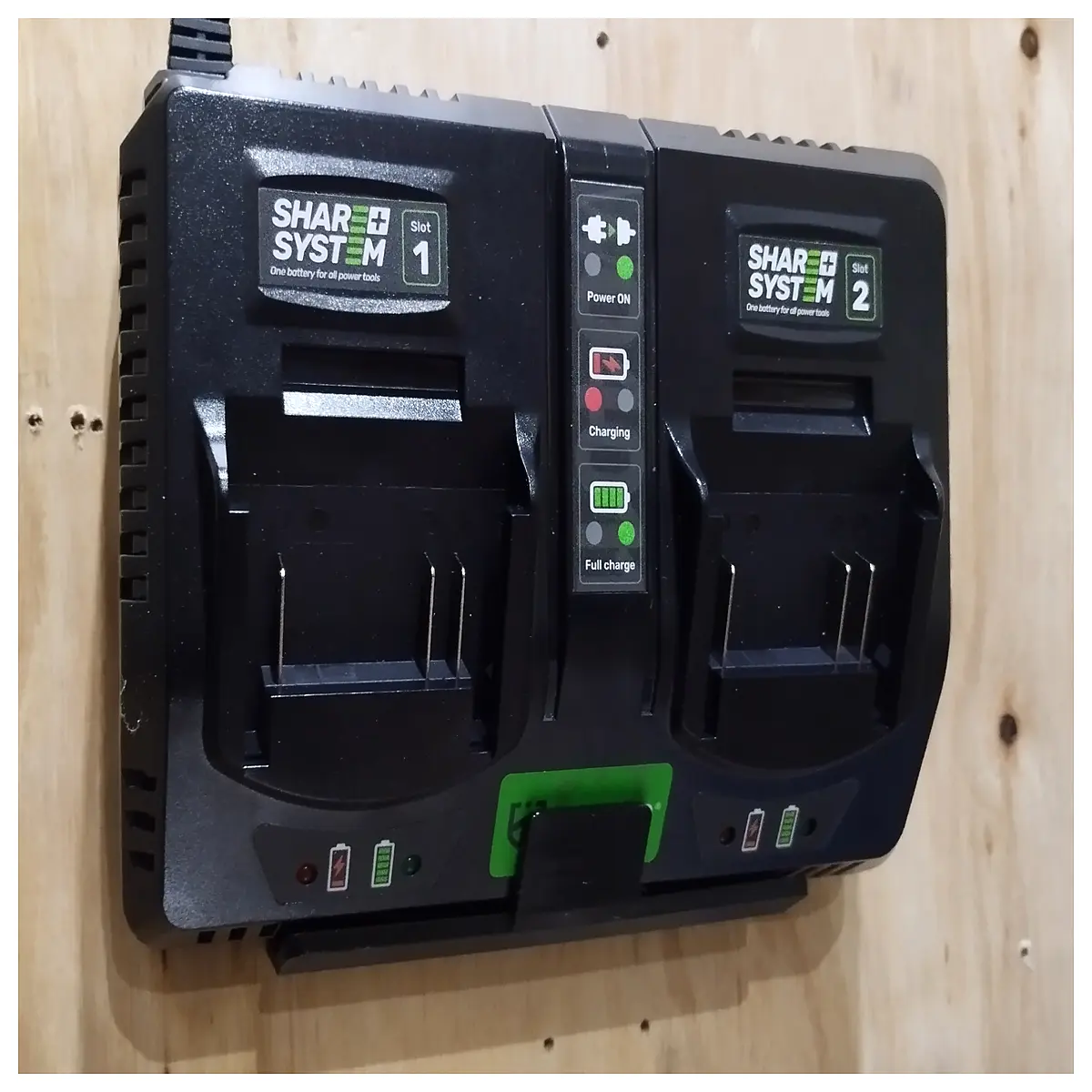 WUBER W04011 Dual Battery Charger Wall Mount Holder Charging Station Bracket Mobile Power Supply Accessory Fast Charging
