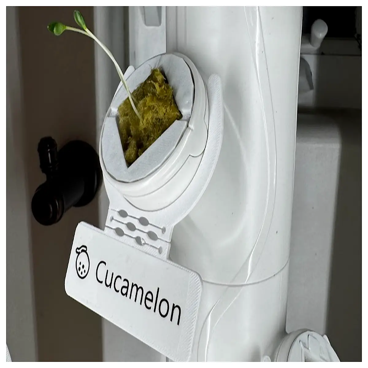 Gardyn yPod yCube Plant Tag System Smart Gardening Plant Labeling Automatic Watering Plant Recognition