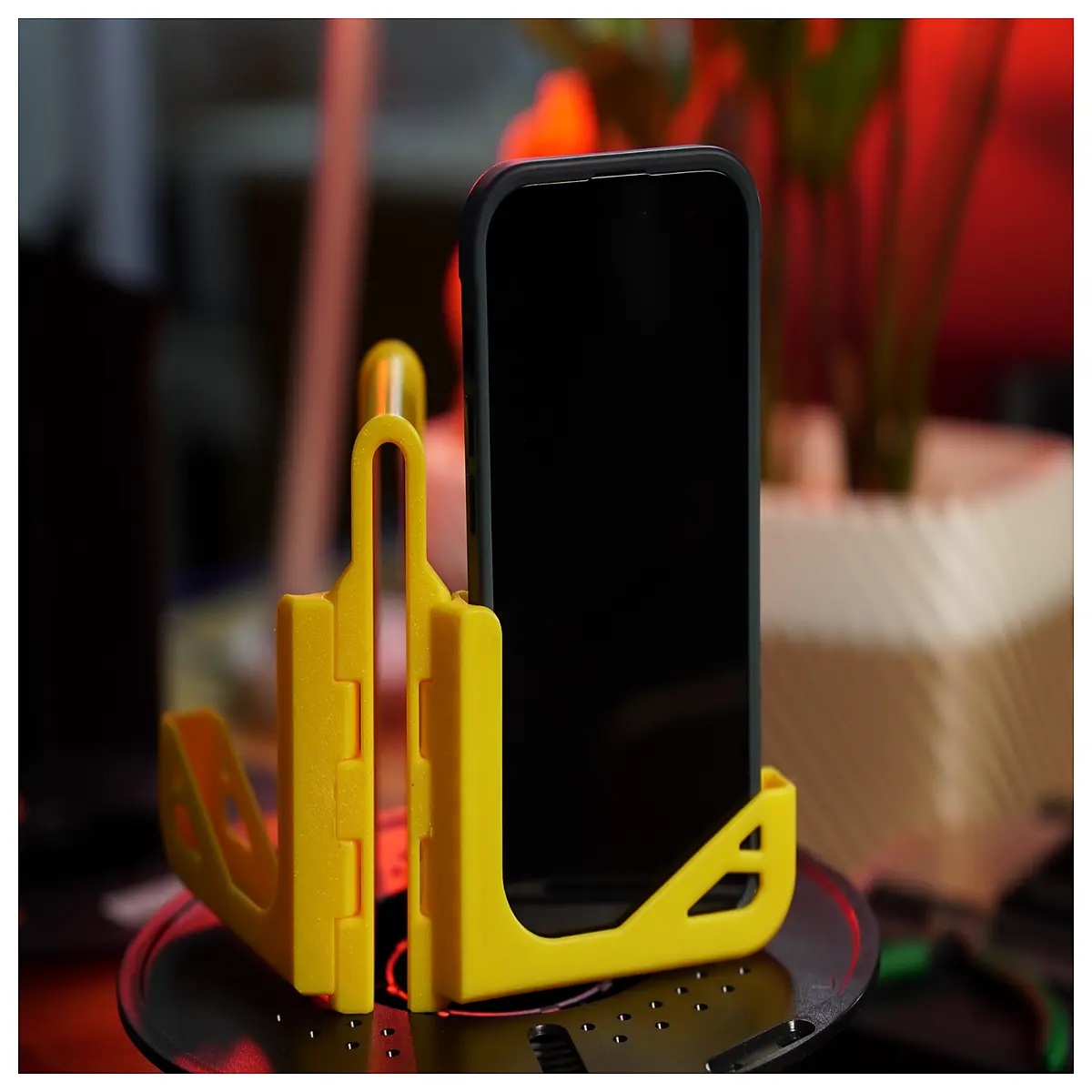 phone holder for tennis net badminton pickleball court sideline mount clip adjustable grip sports accessory
