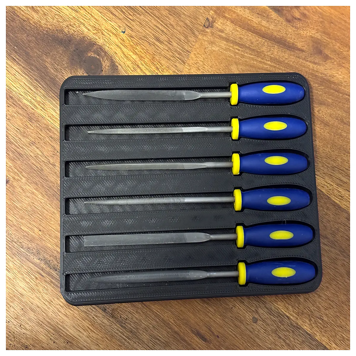 Needle Files Tray Stand Rotating Fixator Bearing Support Tailor Machine Parts Sewing Tool Needle Holder Accessory