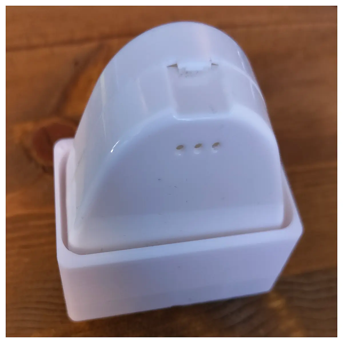 orthodontic retainer case with cleaning slot portable travel holder for aligners and retainers hygienic storage box for invisalign snap on lid design
