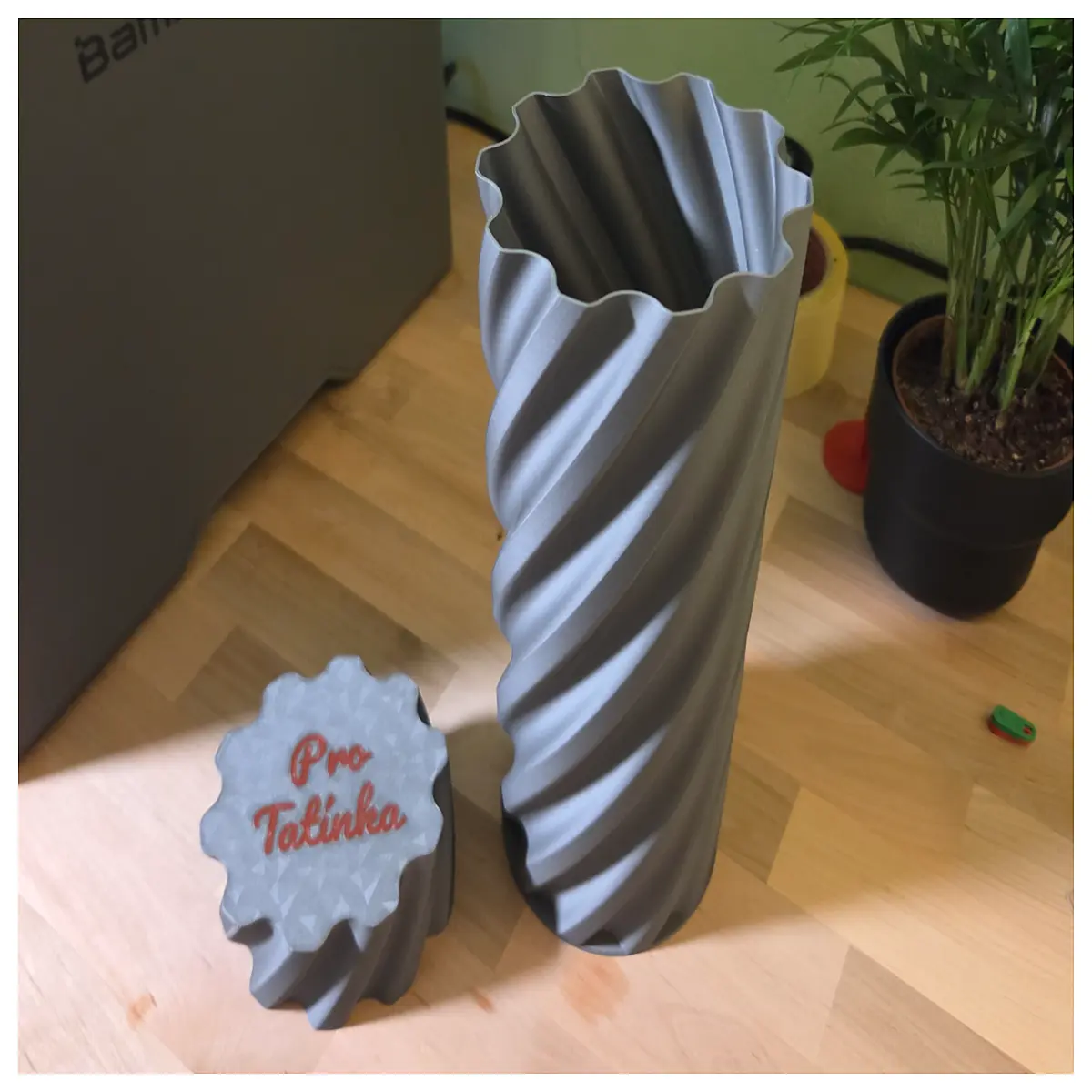 vase bottle gift box packaging for flowers and decor