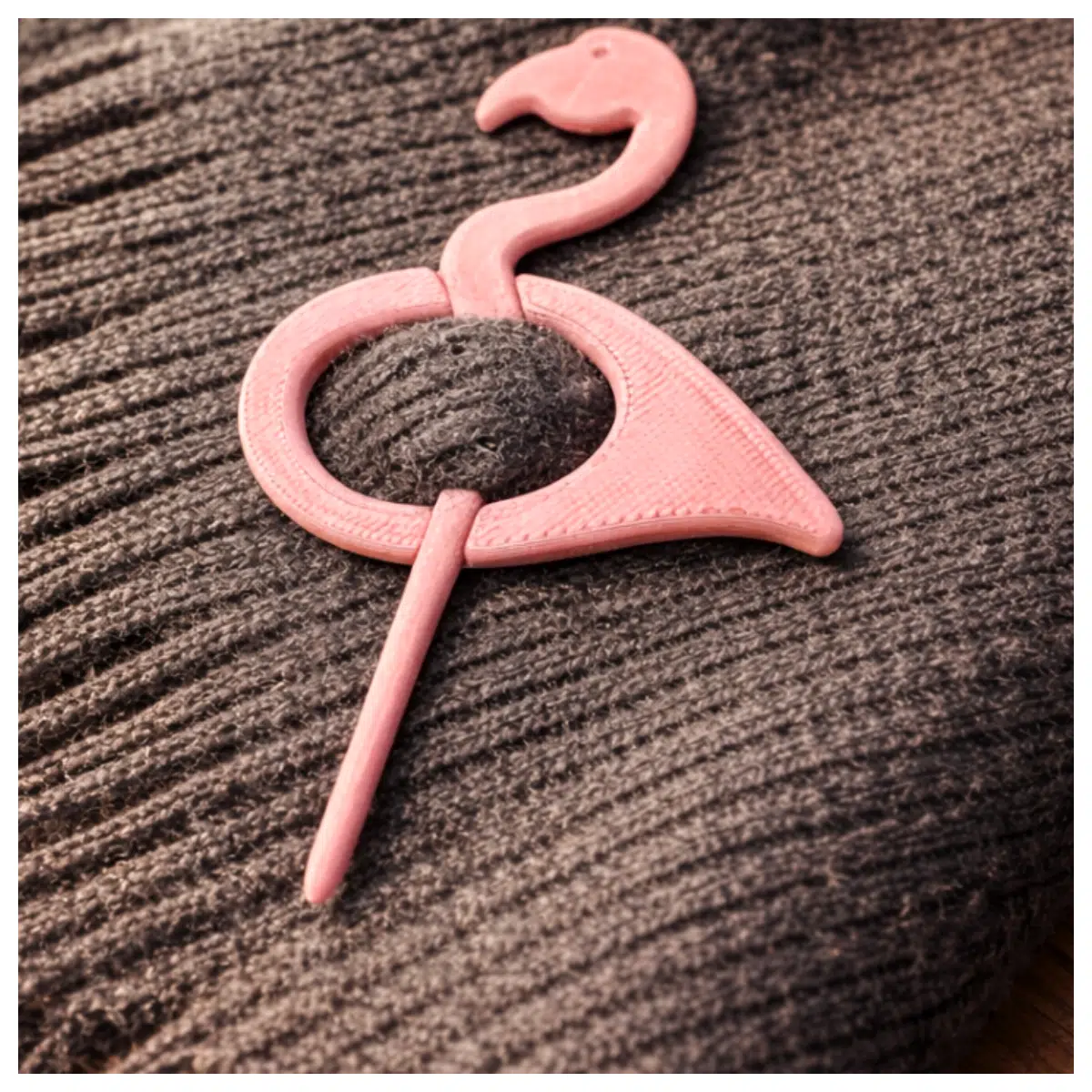 Flamingo Brooch Shoulder Pin Bird Ornament Accessory Elegant Jewelry Wedding Charm Gift