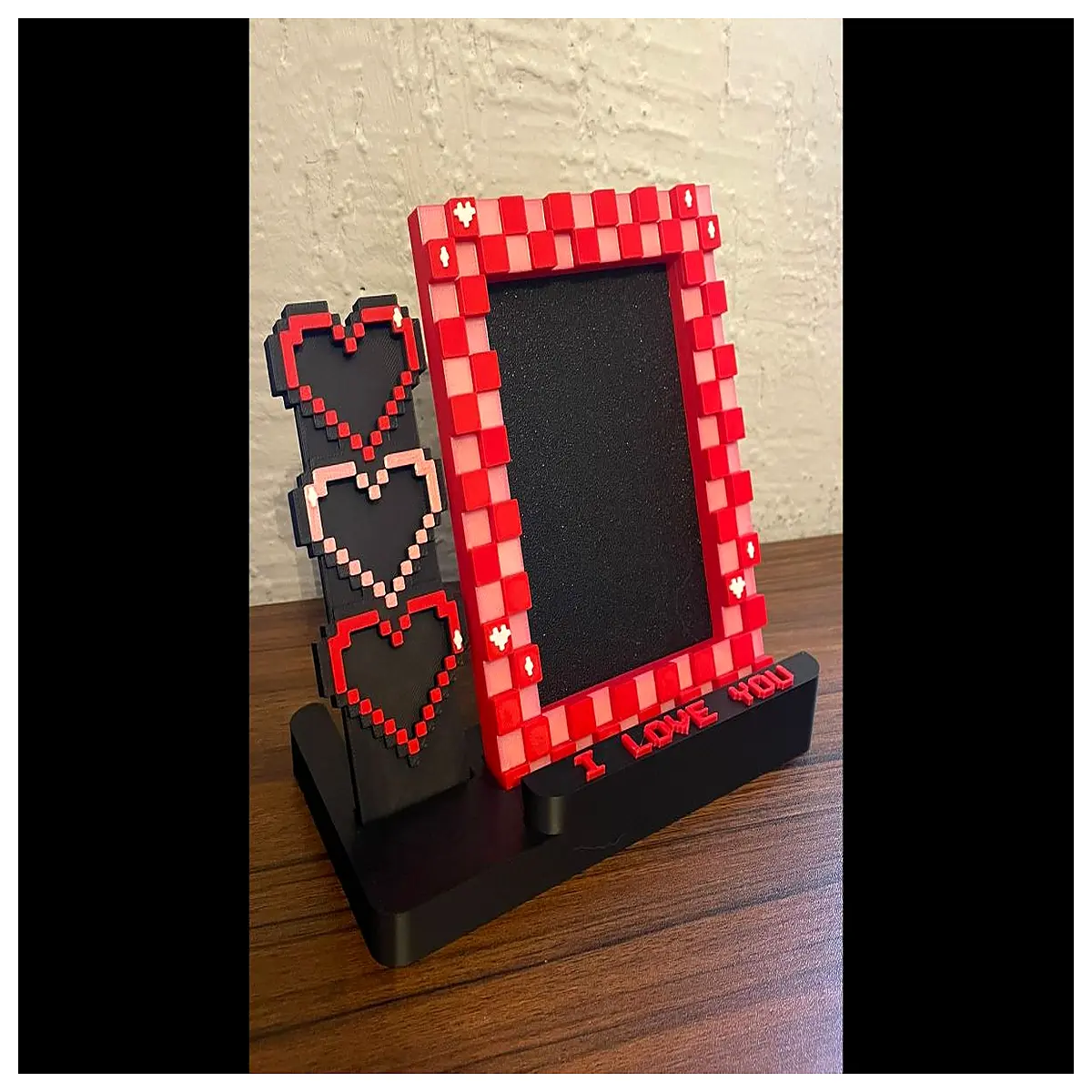 Pixelated Photo Stand Mobile Phone Holder Desktop Decoration Phone Stand Photo Props Creative Phone Stand
