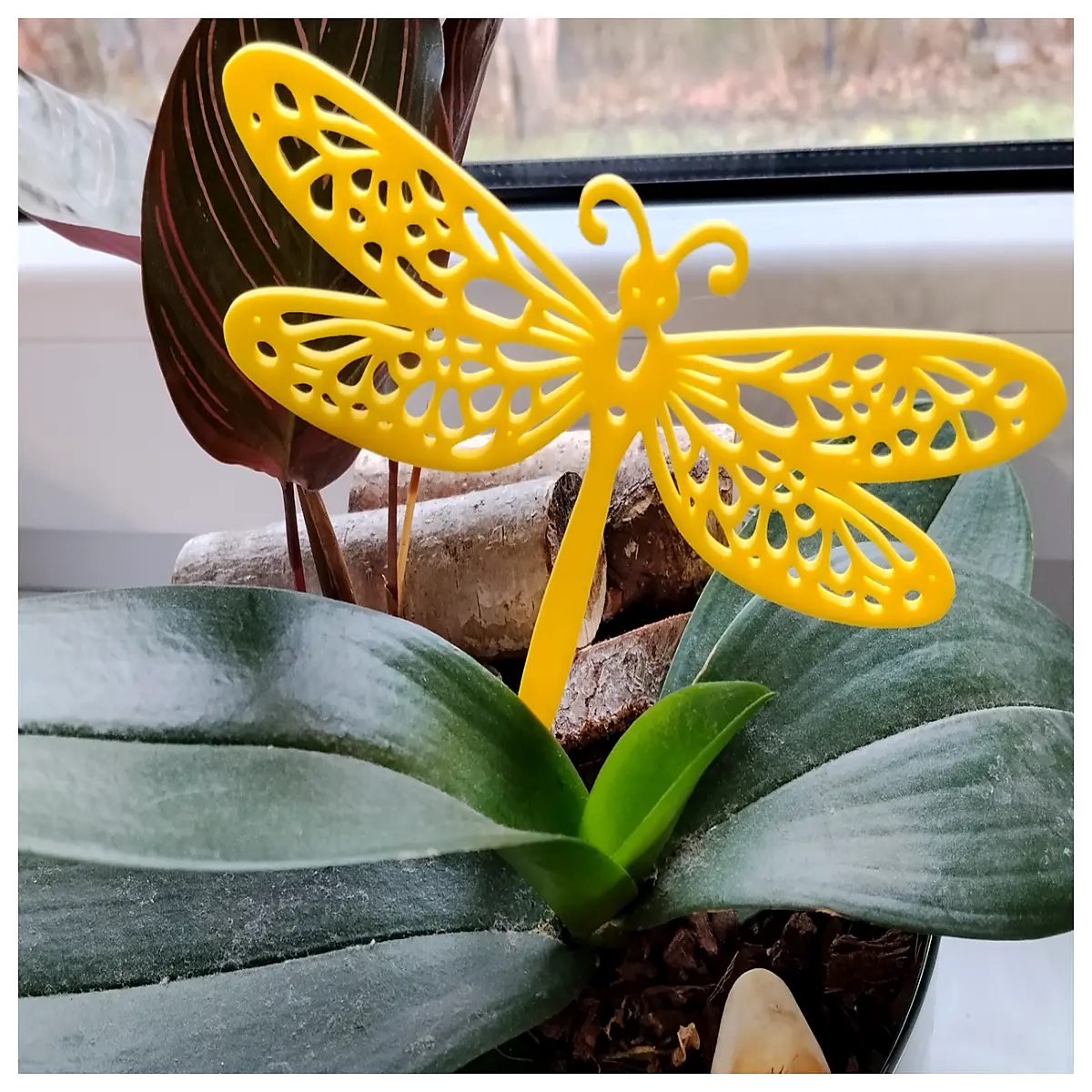 dragonfly garden stake decoration metal dragonfly plant pot topper whimsical insect home decor accents