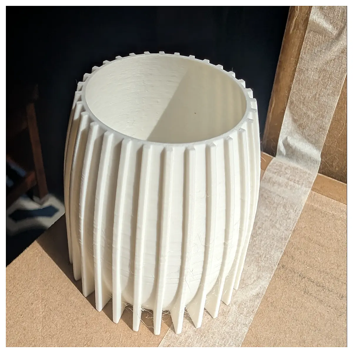 Modern Geometric Vase Desktop Organizer 3D Printed Creative Decorative Storage Box for Desk Home Office Space Saver