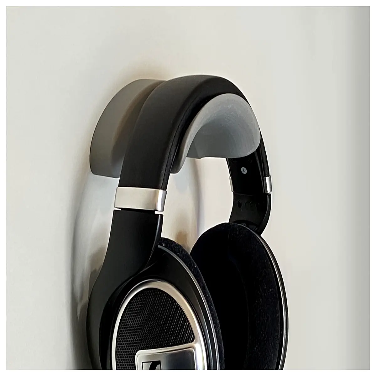 Smooth Headphone Holder Wall Mount Desk Stand Earphone Organizer Phone Support Easy Installation Headphones