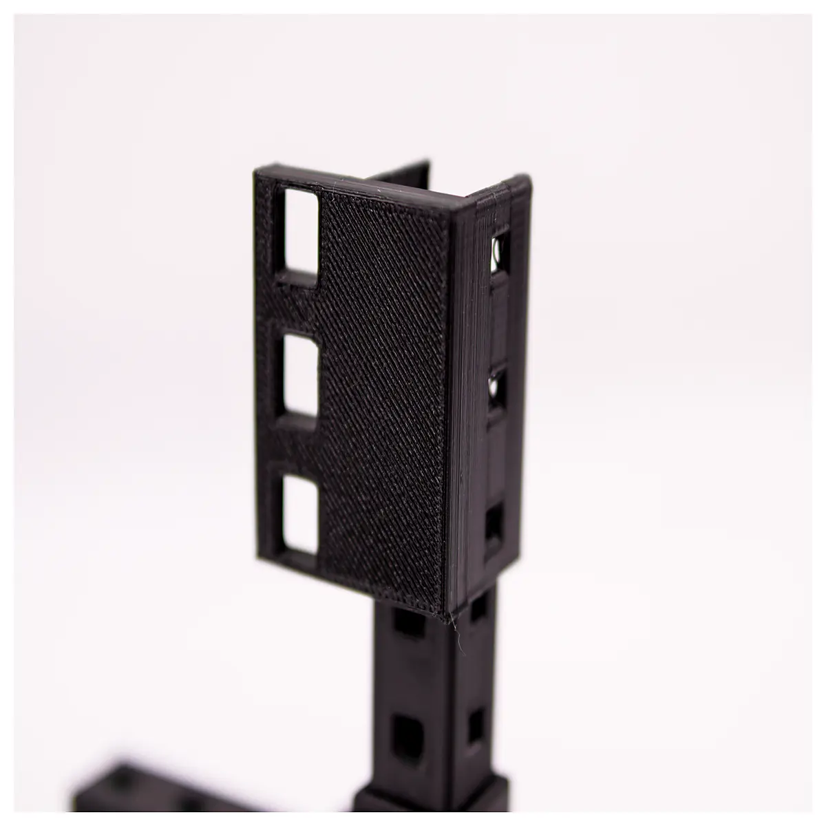 HomeRaker 1HE Mounting Bracket Server Rack Support Data Center Fasteners Device Securing Accessories