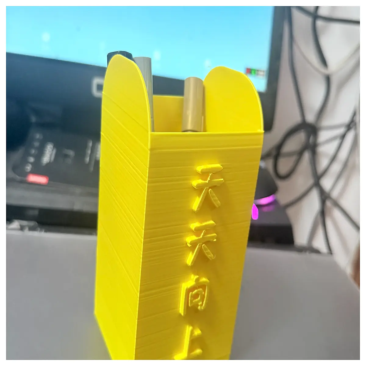 Motivational Pen Holder Stress Relief Writing Tool Grip Support Reduces Hand Fatigue Pen Accessories